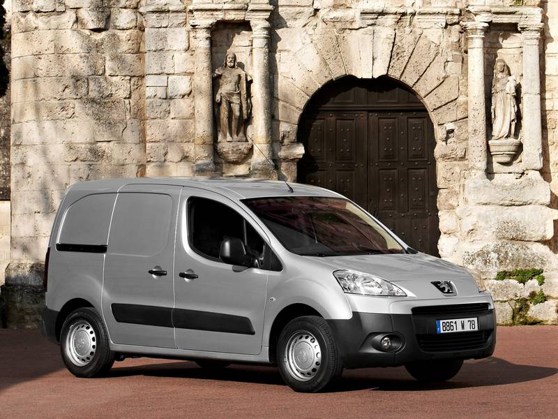 Фото автомобиля Peugeot Partner Fourgon
