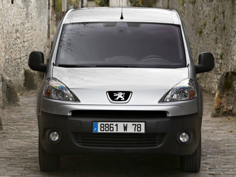 Фото автомобиля Peugeot Partner Fourgon