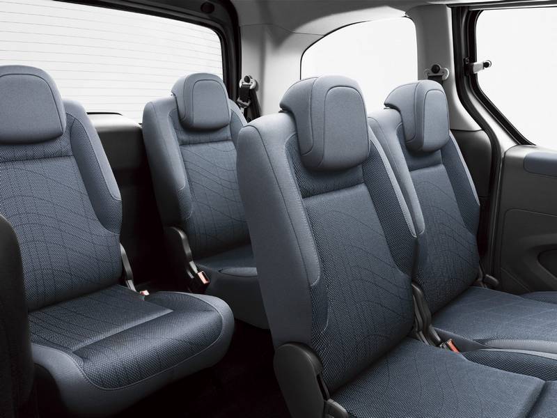 Фото автомобиля Peugeot Partner минивэн