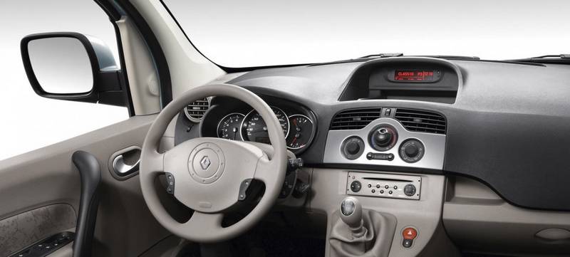 Фото автомобиля Renault Kangoo Passenger